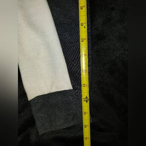 Boston Celtics Hoodie - Picture 6 of 11